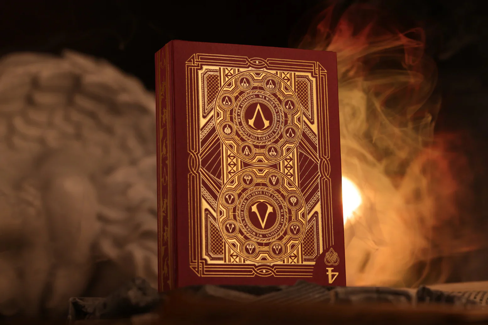 Assassin's Creed Legacy Ver. II Garnet Hidden Blade Edition Playing Cards by Room One - Image 4