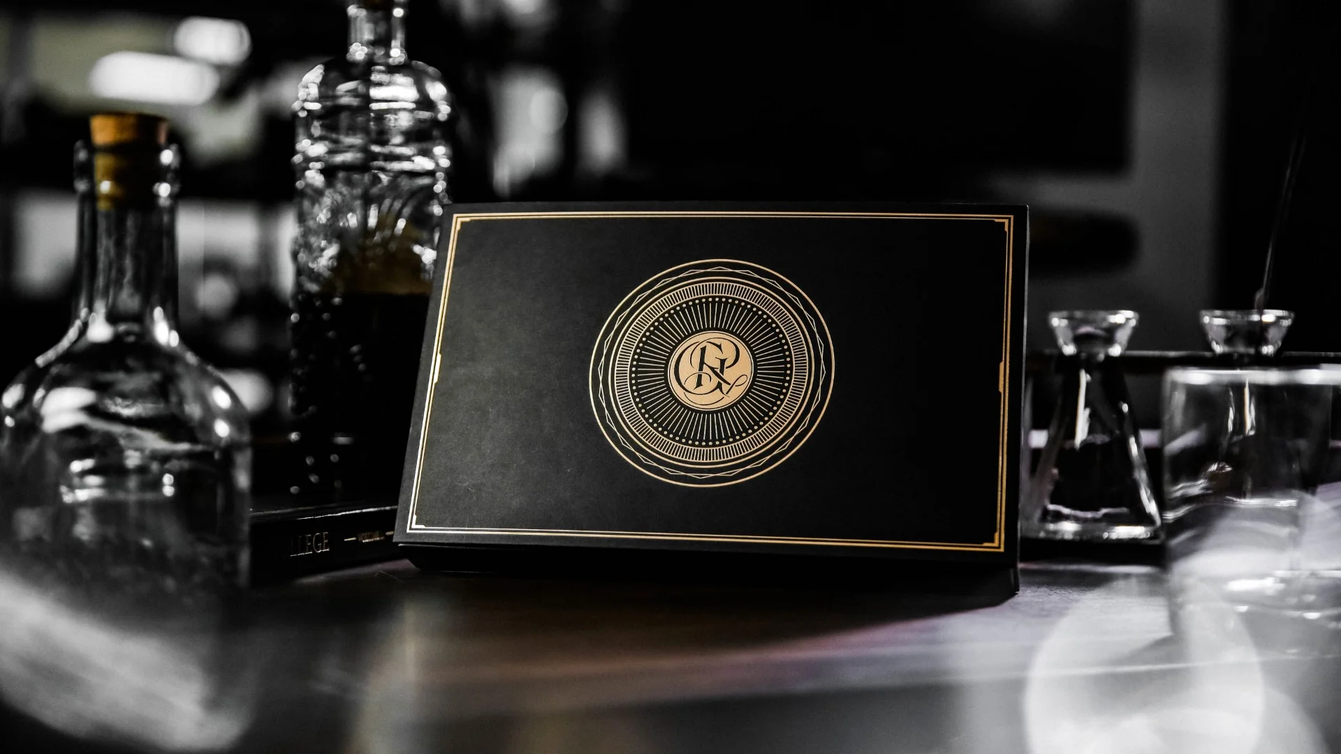 Card College Playing Cards by ARK × Robert Giobbi - Image 9