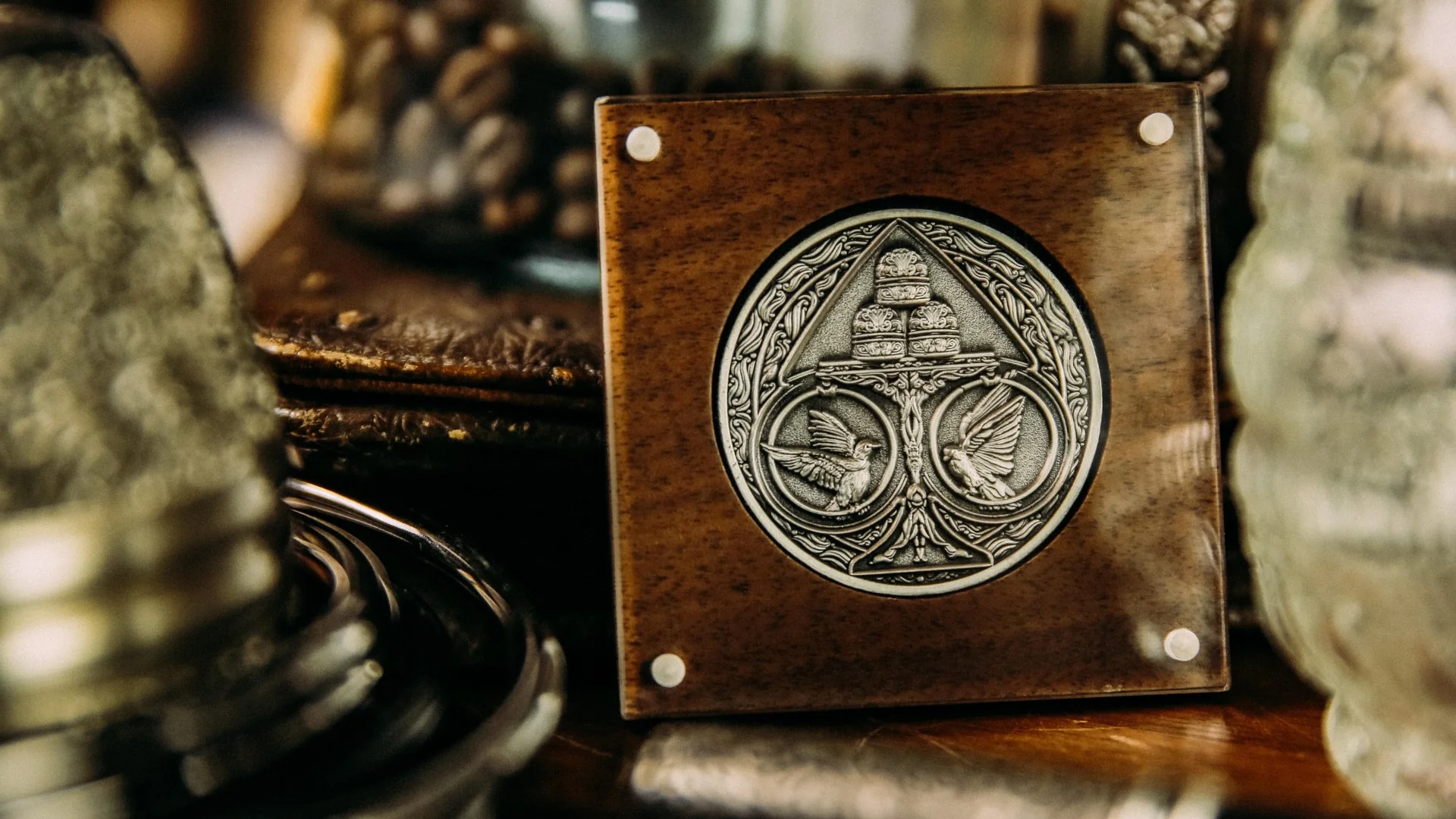Illusionist Playing Cards by ARK - Image 28