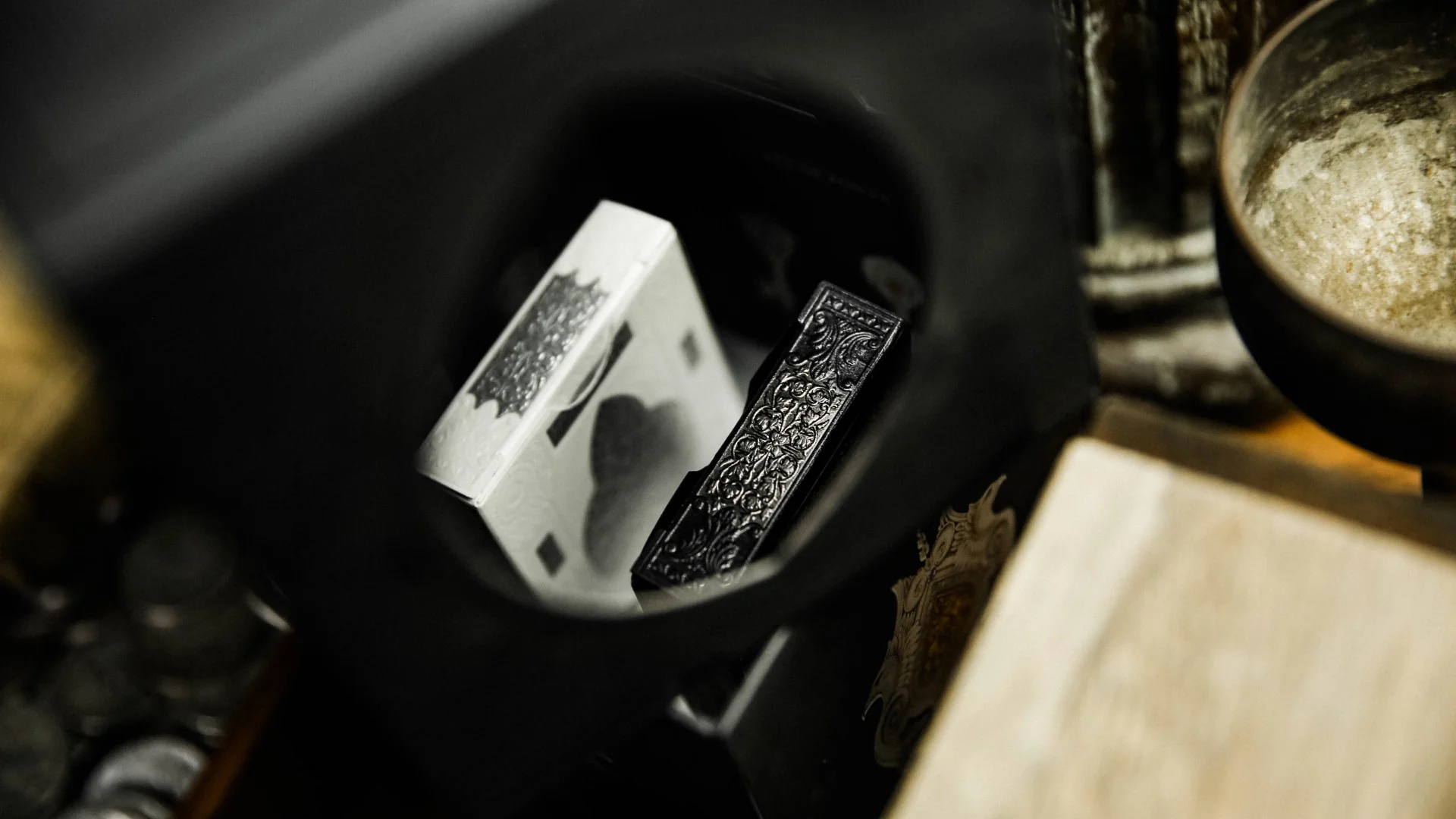 Kingdom Playing Cards by ARK - Image 10
