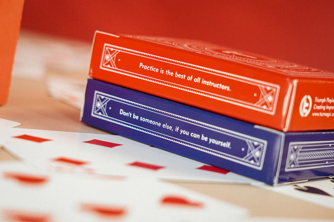 Triumph Playing Cards by TCC - Image 4